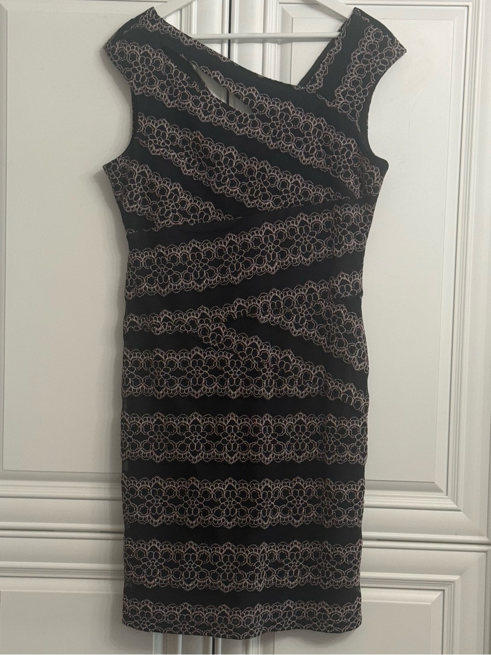 Vintage le chateau Size XL Black + Pink  Lace-Pattern Bodycon Cocktail Dress